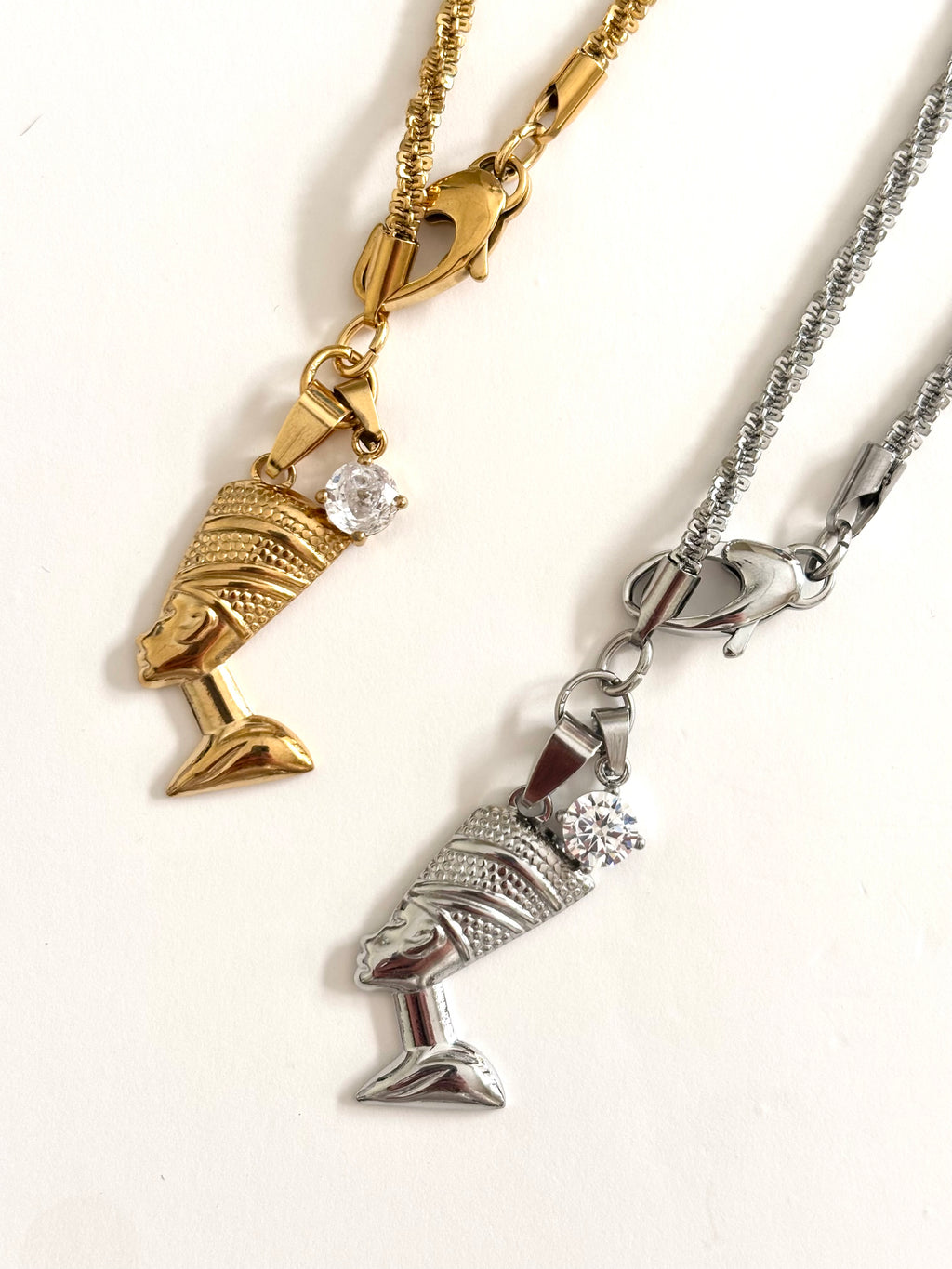 collana “shining nefertiti”