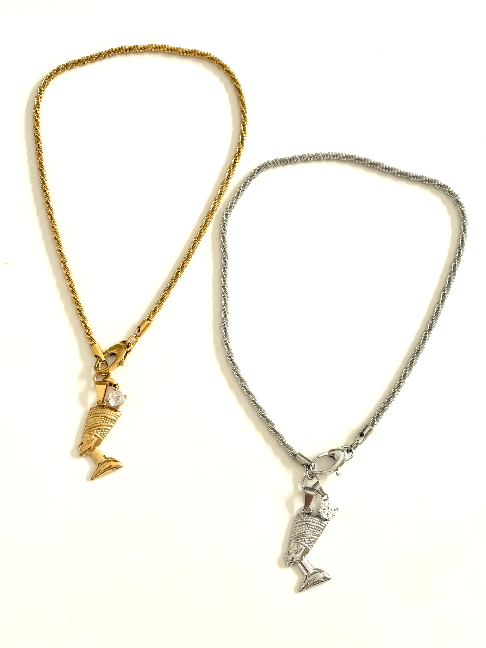 collana “shining nefertiti”