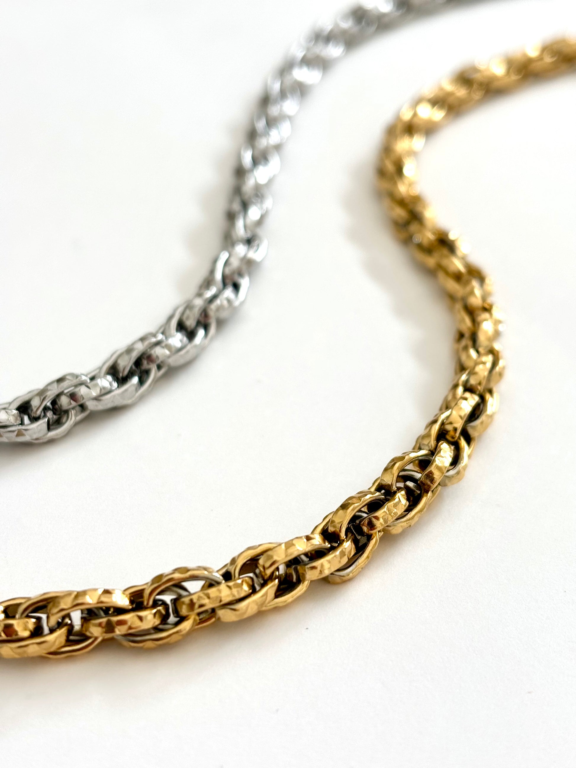 collana “bold chain”