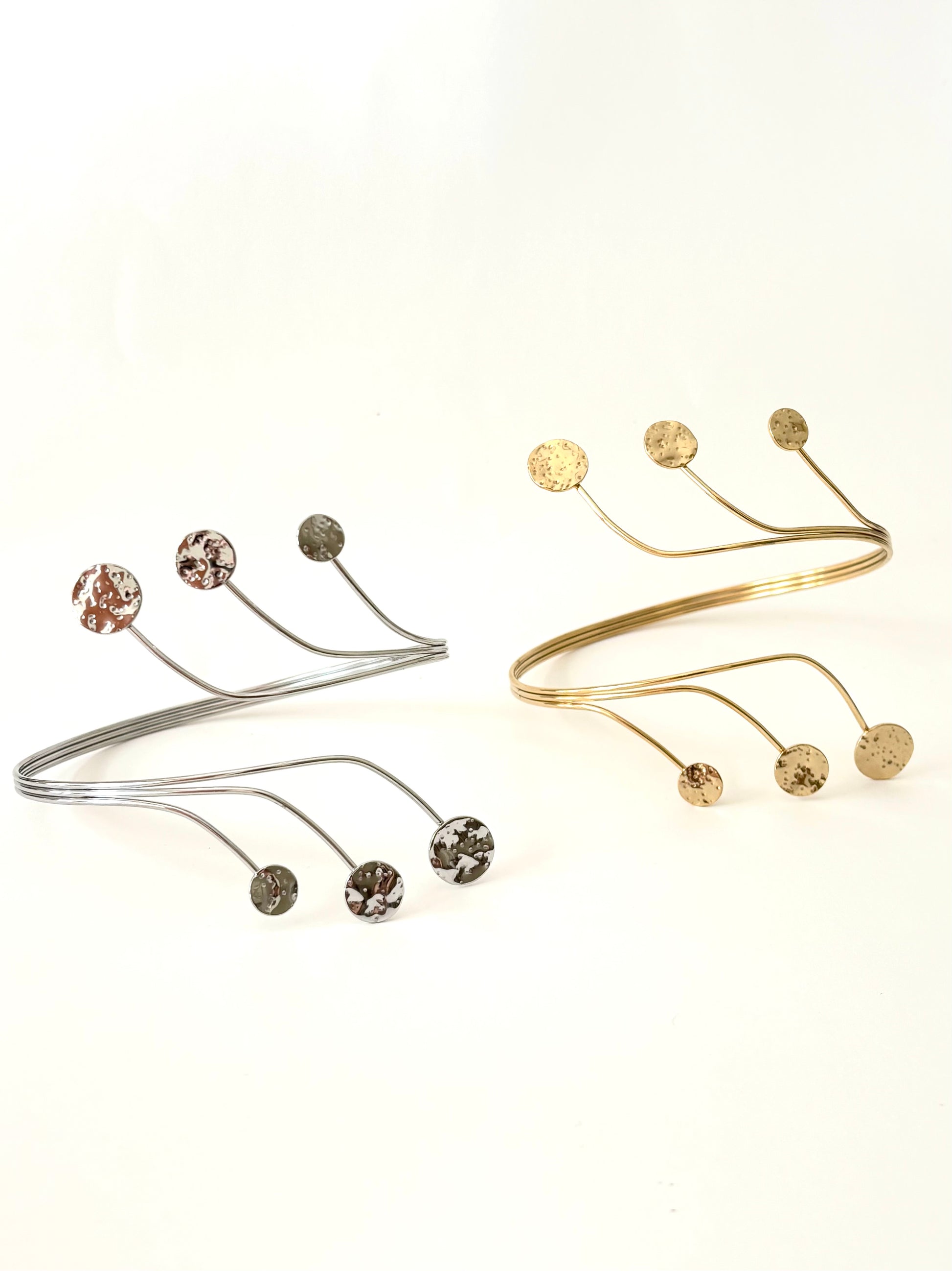 armcuff “dots”
